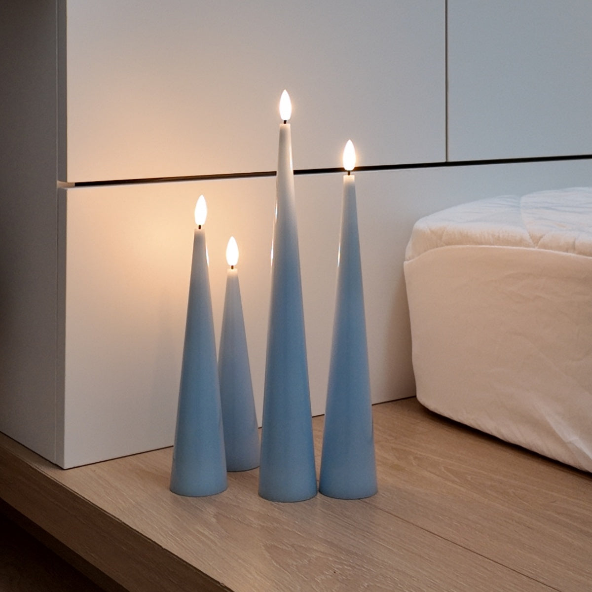Shiny Cone Candles – Set of 4