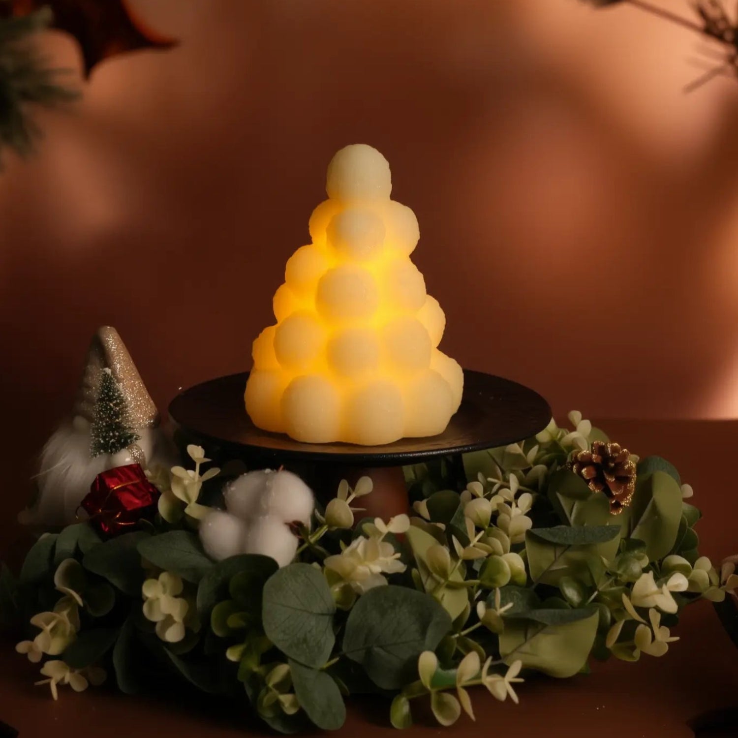 Snowy Snuggle Tree Candle – 4.9" Width