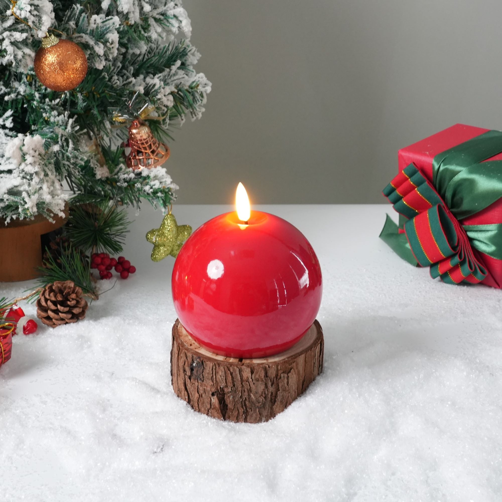 Shiny Sphere Candle