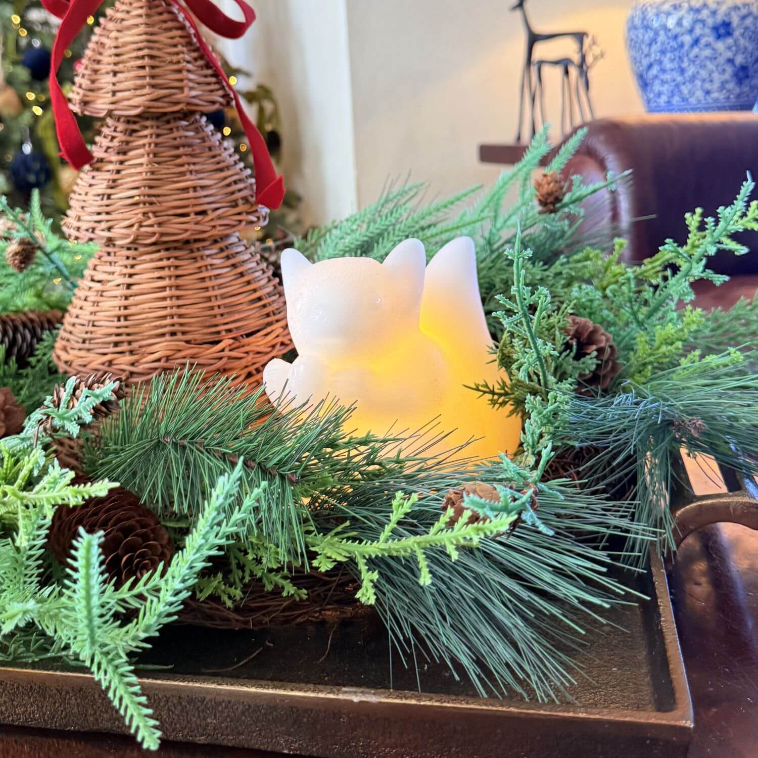 Squirrel Wax Candle – 4.2" Width