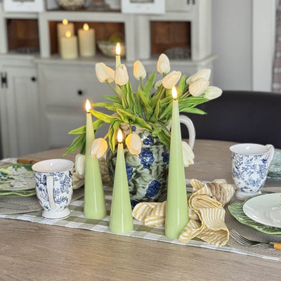 Shiny Cone Candles – Set of 4